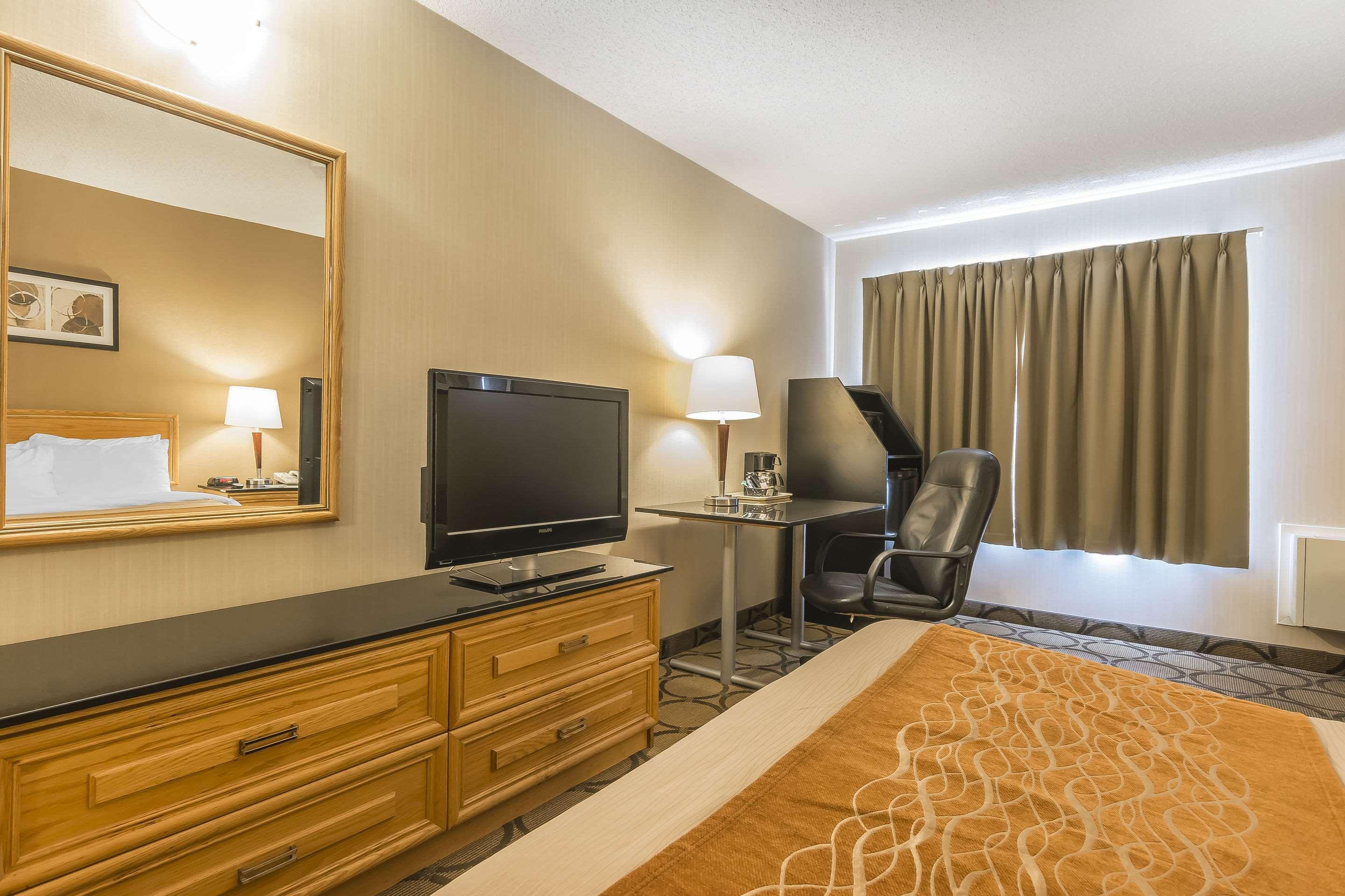 Comfort Inn Белвил Екстериор снимка