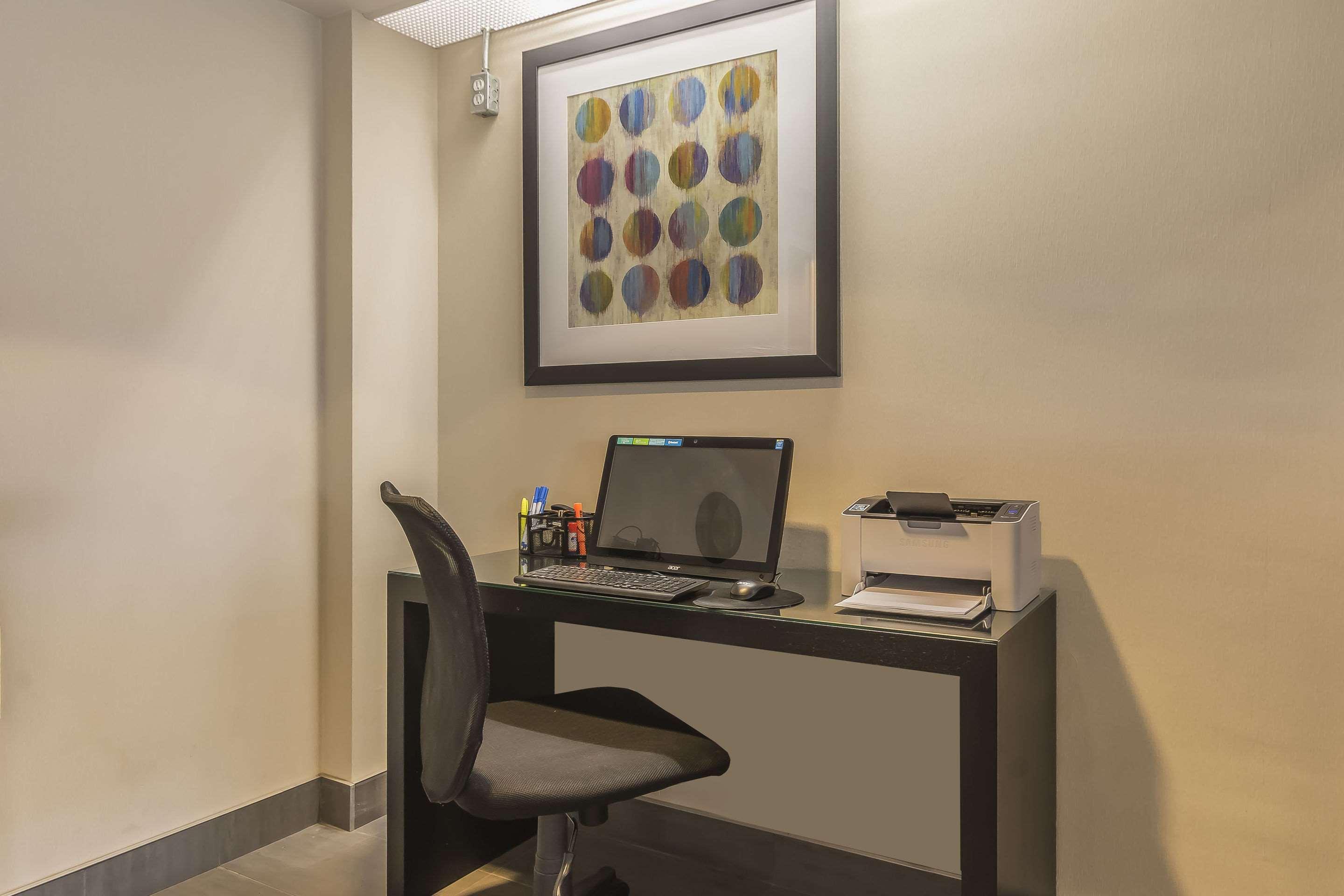 Comfort Inn Белвил Екстериор снимка