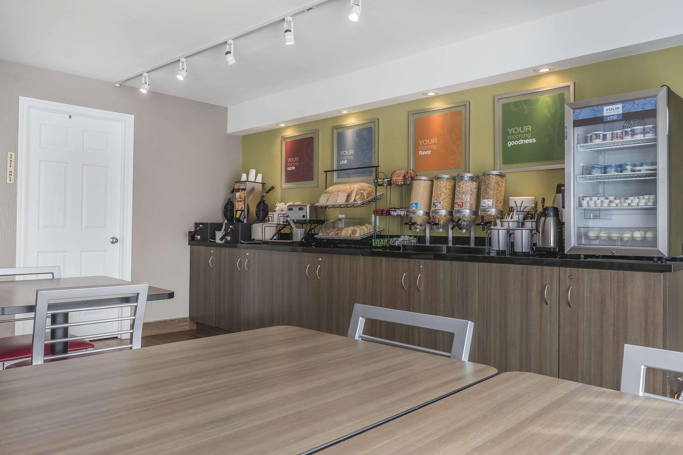 Comfort Inn Белвил Екстериор снимка